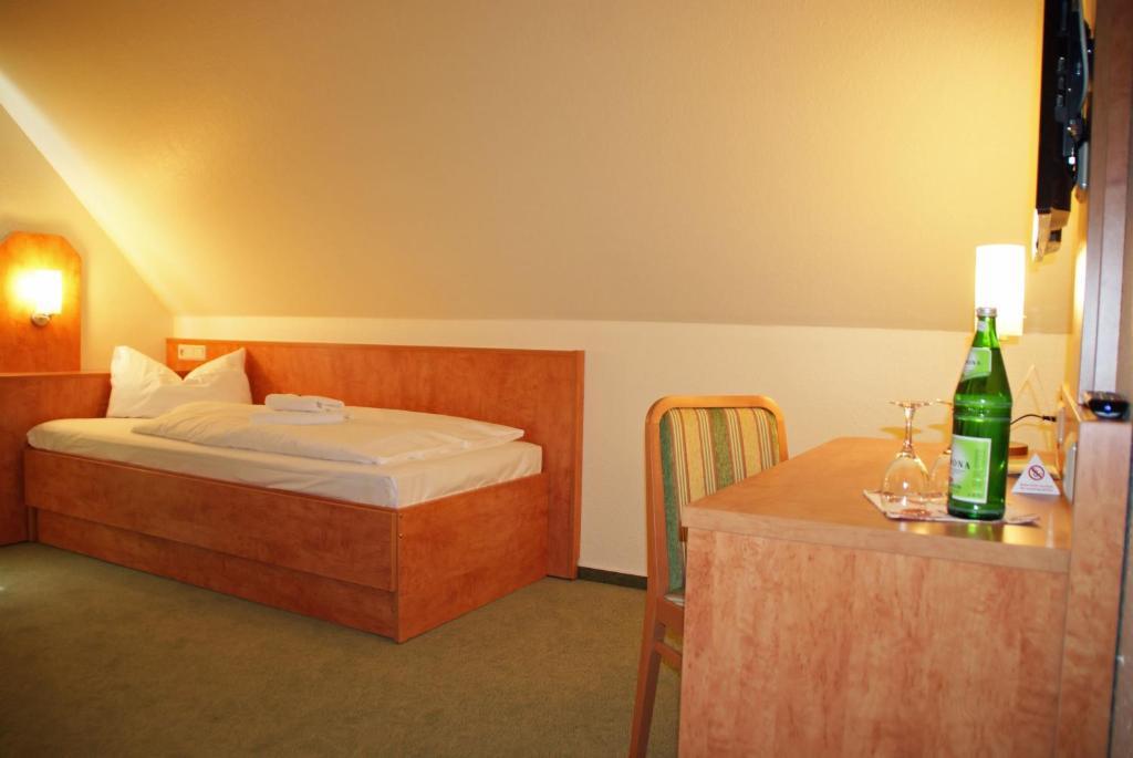 Gasthof Zur Muehle Kirchhatten Room photo